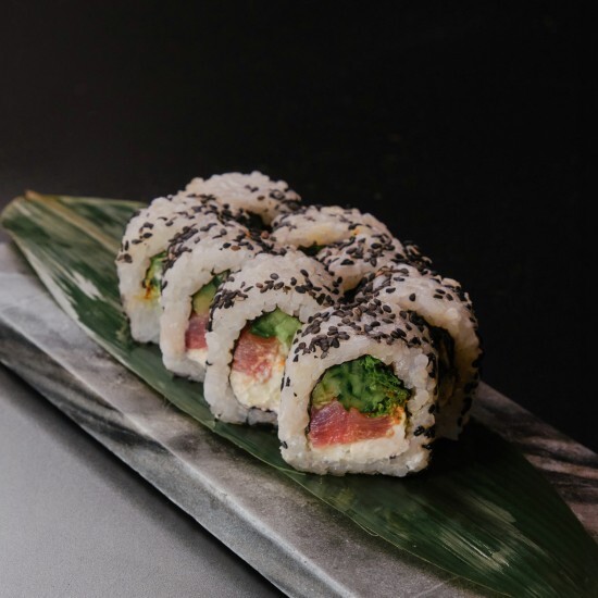 California z tuńczykiem