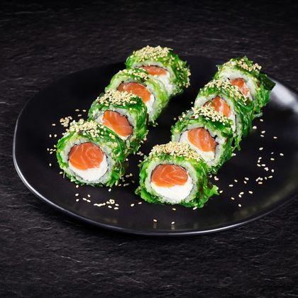 California Łosoś Wakame