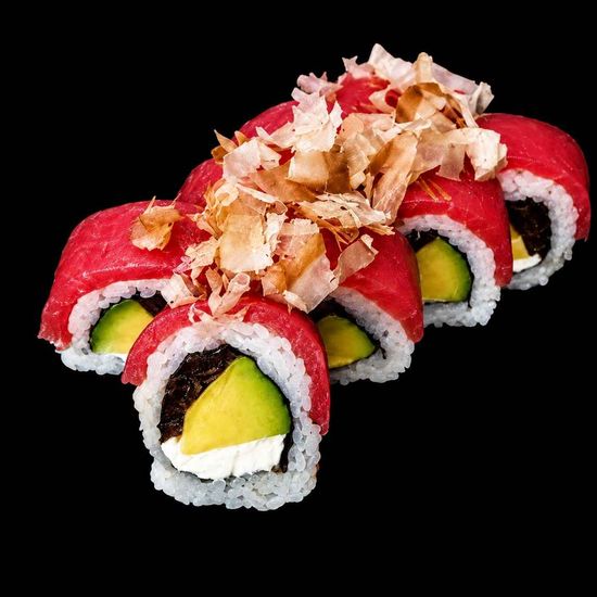 Uromaki z Tuńczykiem Deluxe