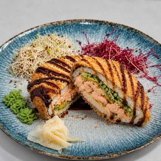 Sushi Burger z pieczonym łososiem