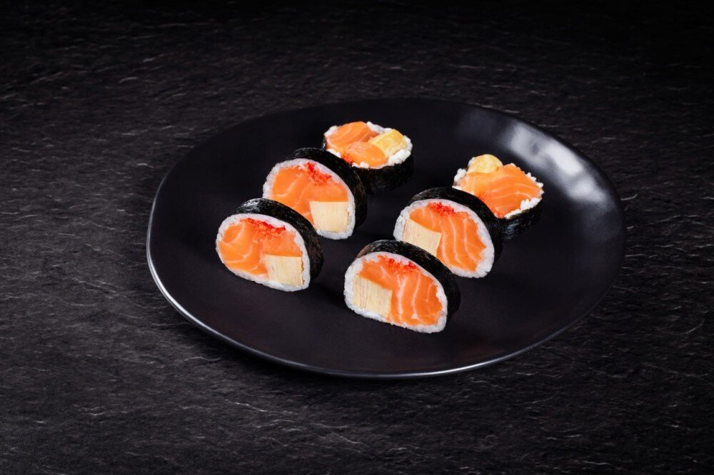 Futomaki Łosoś Tamago