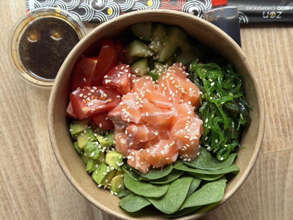 Poke Bowl z łososiem